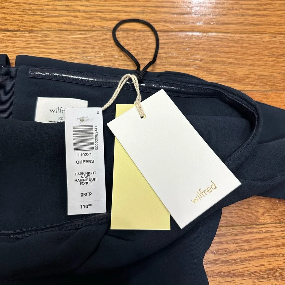 Aritzia Effortless Pant & Queens Top Set - Picture 5 of 15